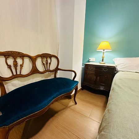 ולנסיה Mirador 1 Del Mercado Central - Habitacion Con Bano Privado En El Centro De La Ciudad Vella מראה חיצוני תמונה