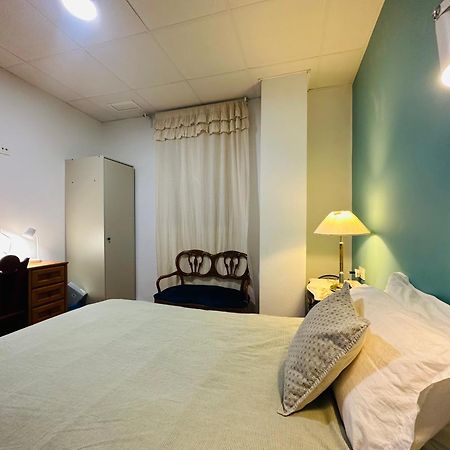 ולנסיה Mirador 1 Del Mercado Central - Habitacion Con Bano Privado En El Centro De La Ciudad Vella מראה חיצוני תמונה