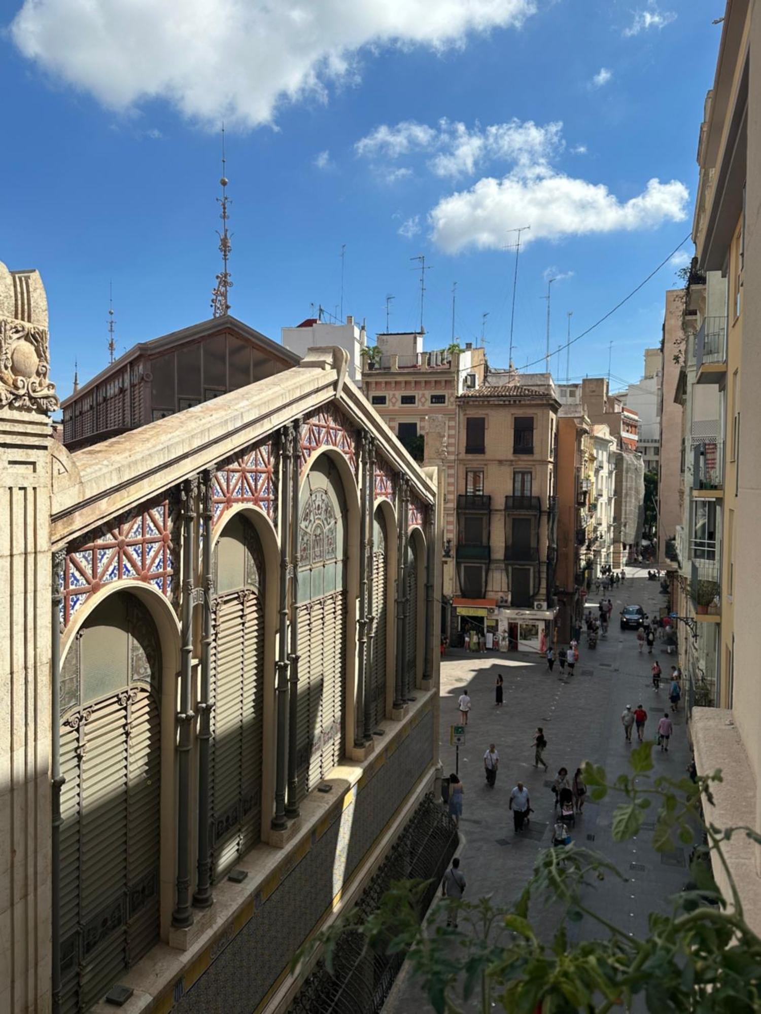 ולנסיה Mirador 1 Del Mercado Central - Habitacion Con Bano Privado En El Centro De La Ciudad Vella מראה חיצוני תמונה