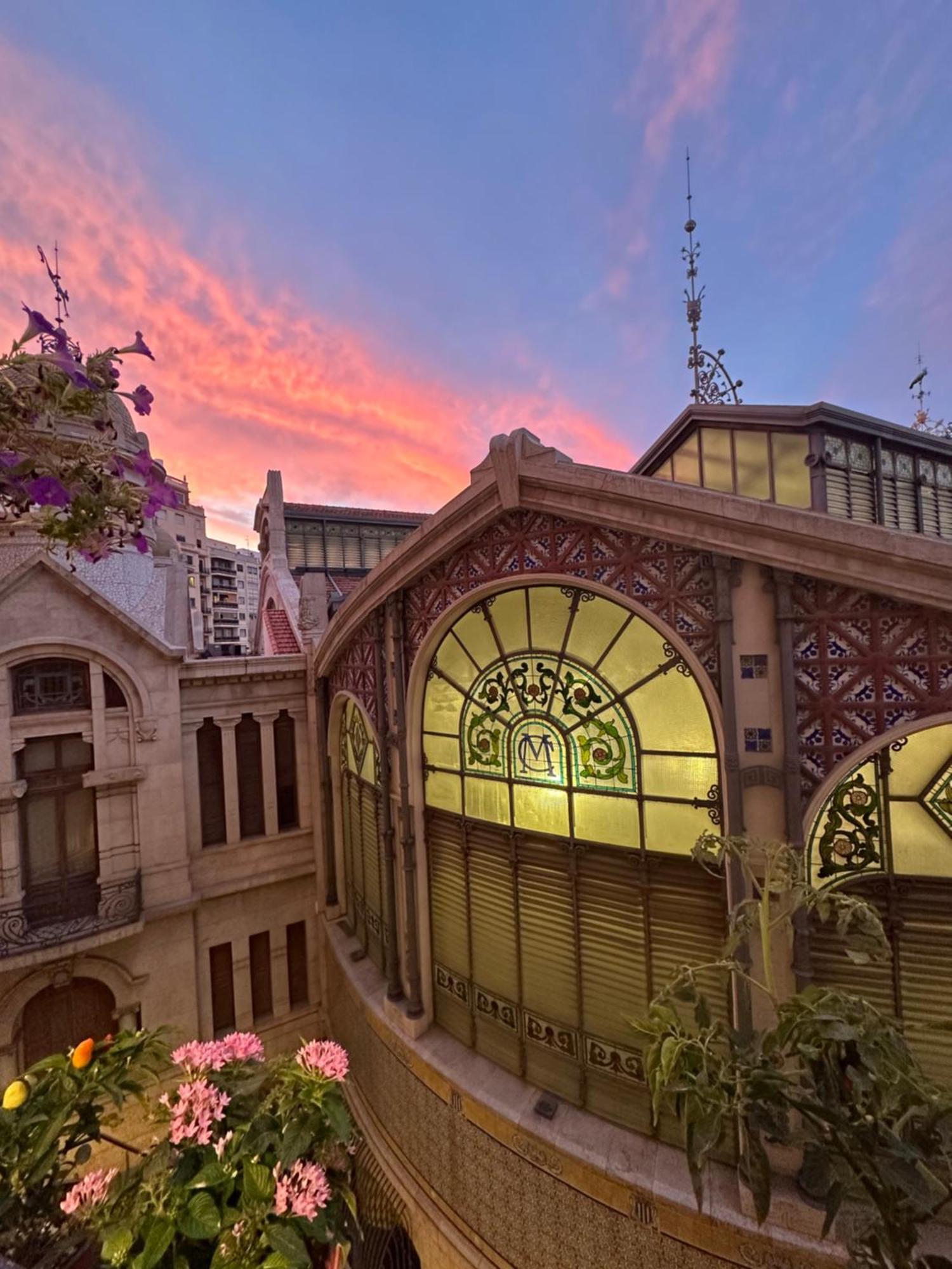 ולנסיה Mirador 1 Del Mercado Central - Habitacion Con Bano Privado En El Centro De La Ciudad Vella מראה חיצוני תמונה