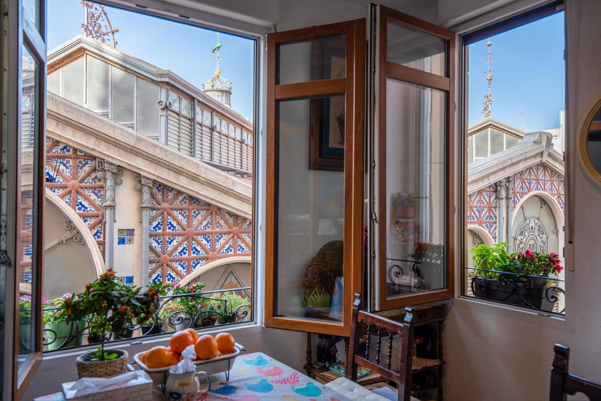 ולנסיה Mirador 1 Del Mercado Central - Habitacion Con Bano Privado En El Centro De La Ciudad Vella מראה חיצוני תמונה